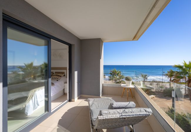 Beachfront apartment in Torrevieja