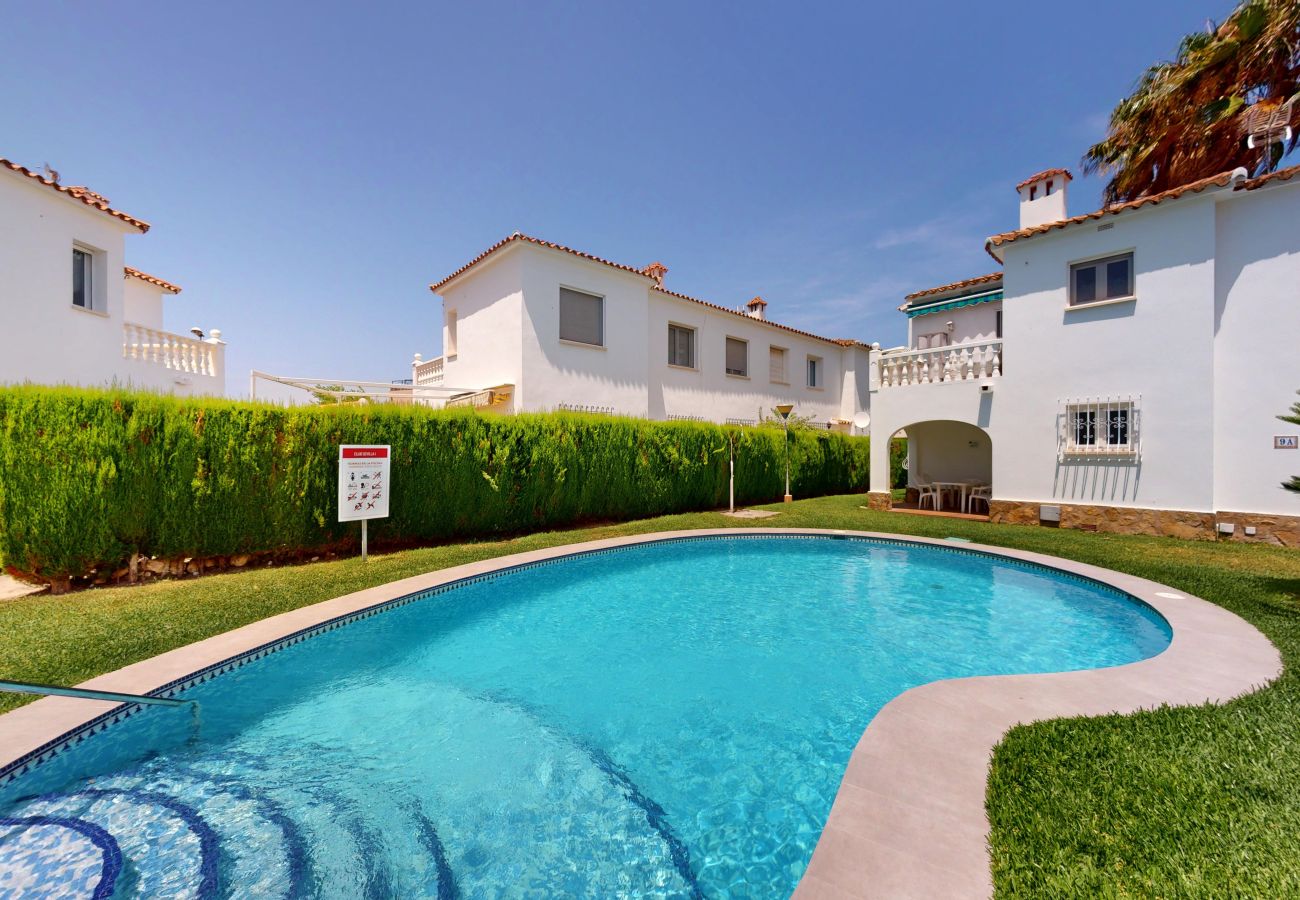 Apartment in Oliva - Club Sevilla I 18A