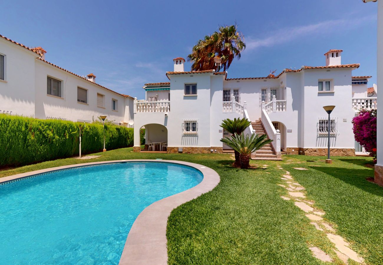 Apartment in Oliva - Club Sevilla I 18A