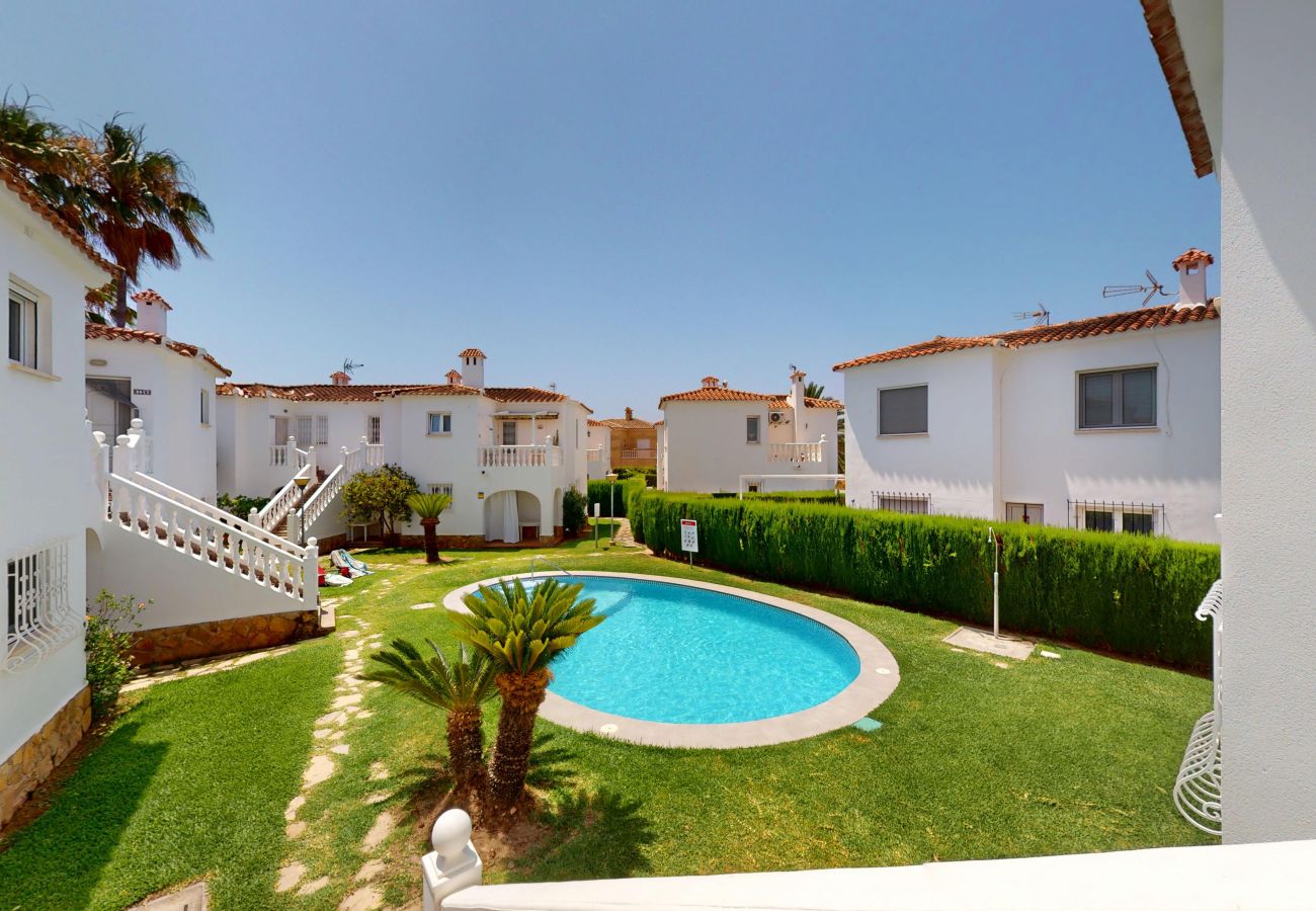 Apartment in Oliva - Club Sevilla I 18A