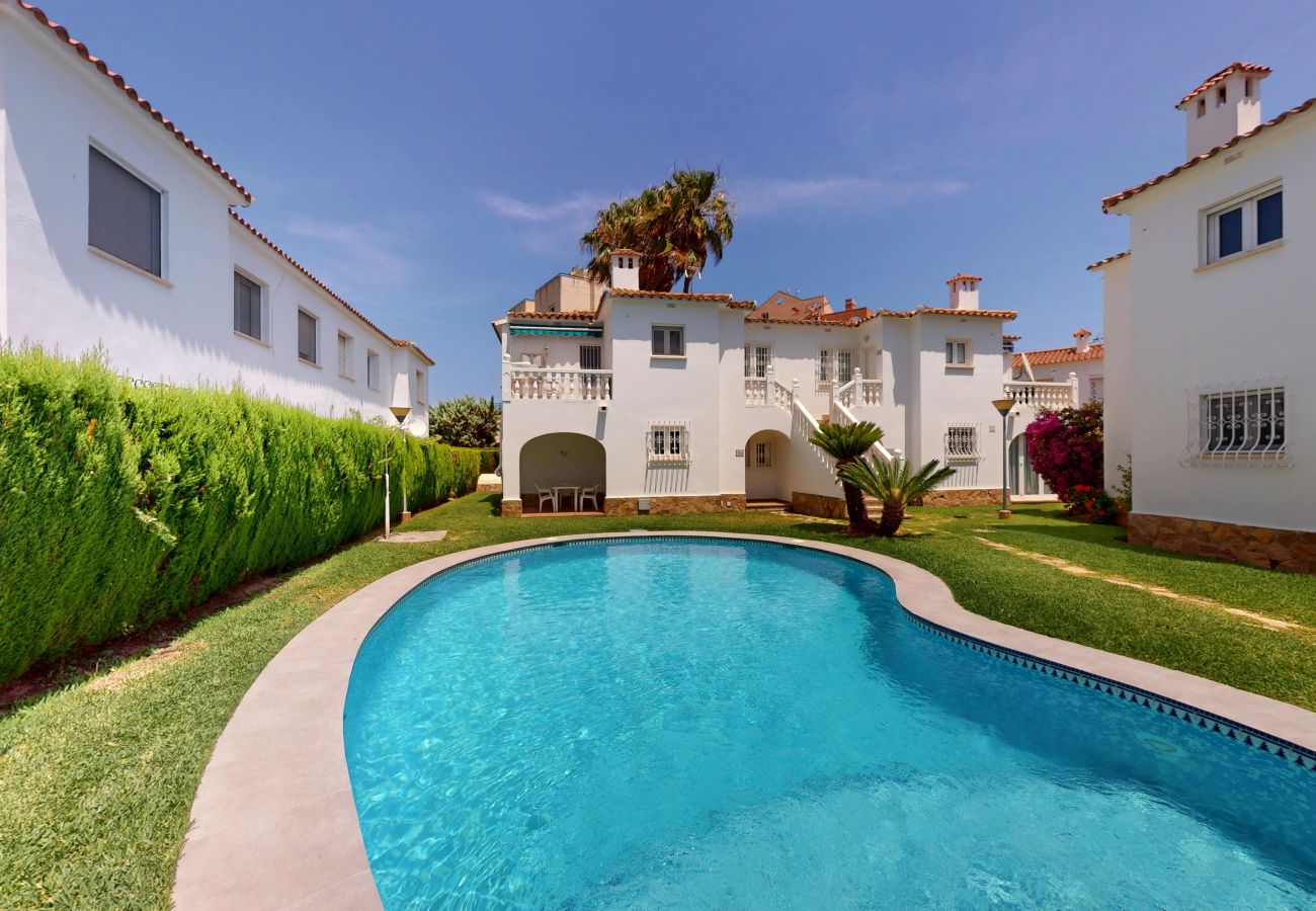 Apartment in Oliva - Club Sevilla I 9A
