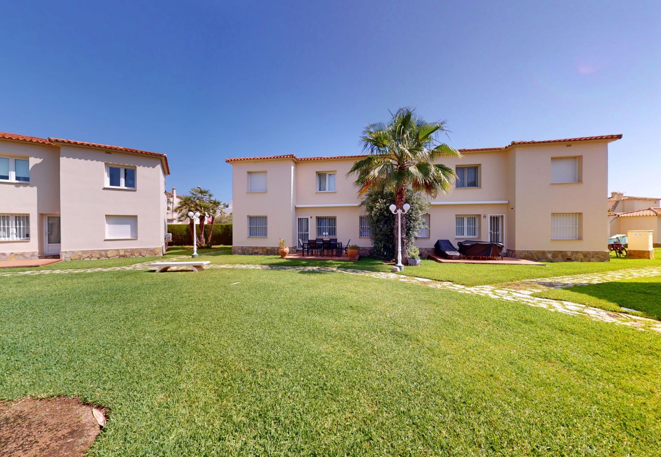 Apartment in Oliva - Club Sevilla II 2D