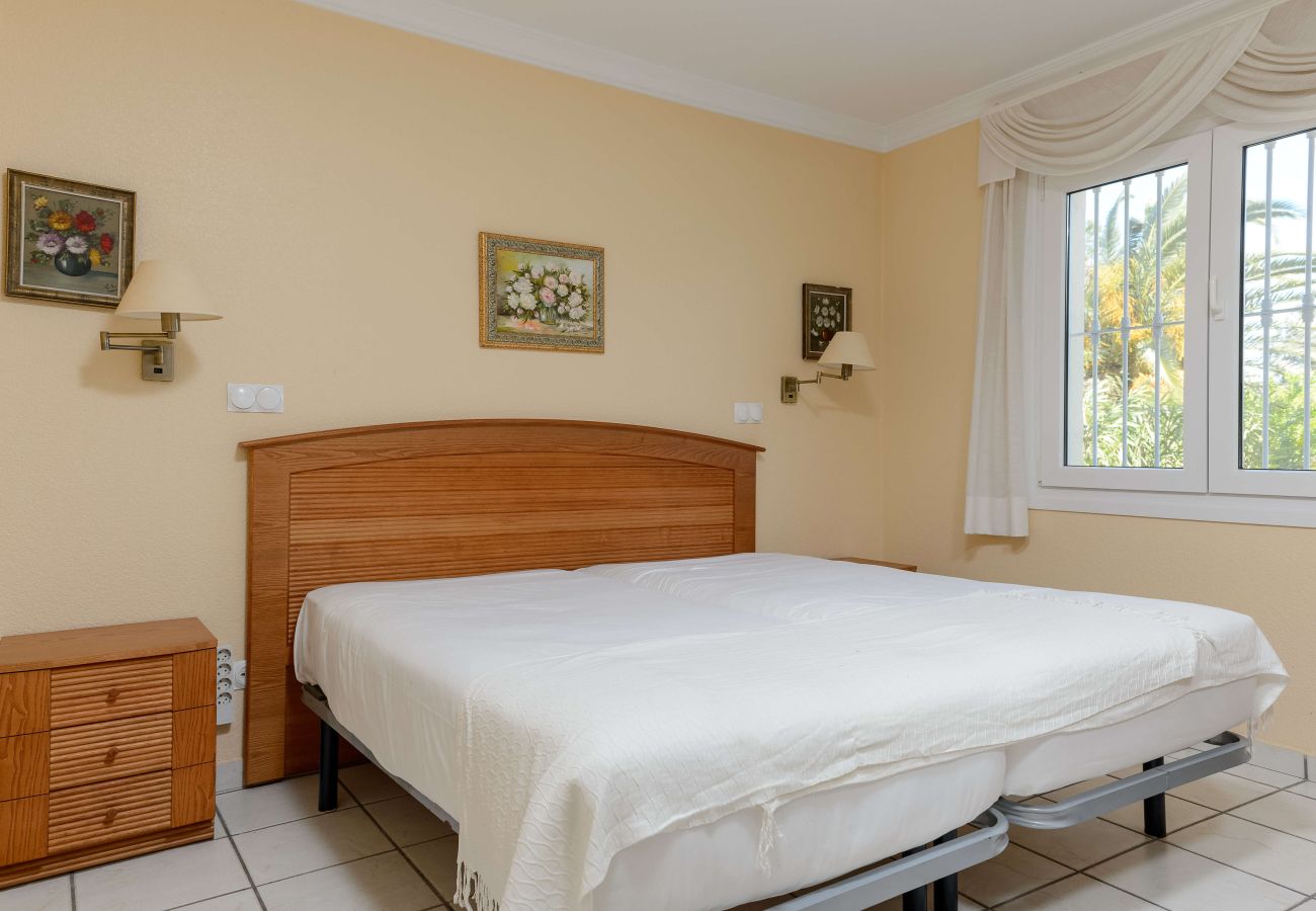 Villa in Oliva - Villa Picasso 14K