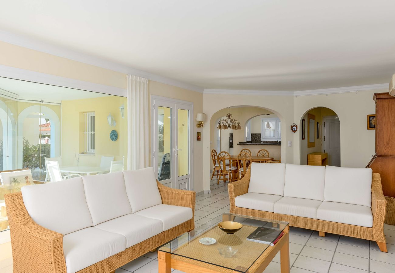 Villa in Oliva - Villa Picasso 14K