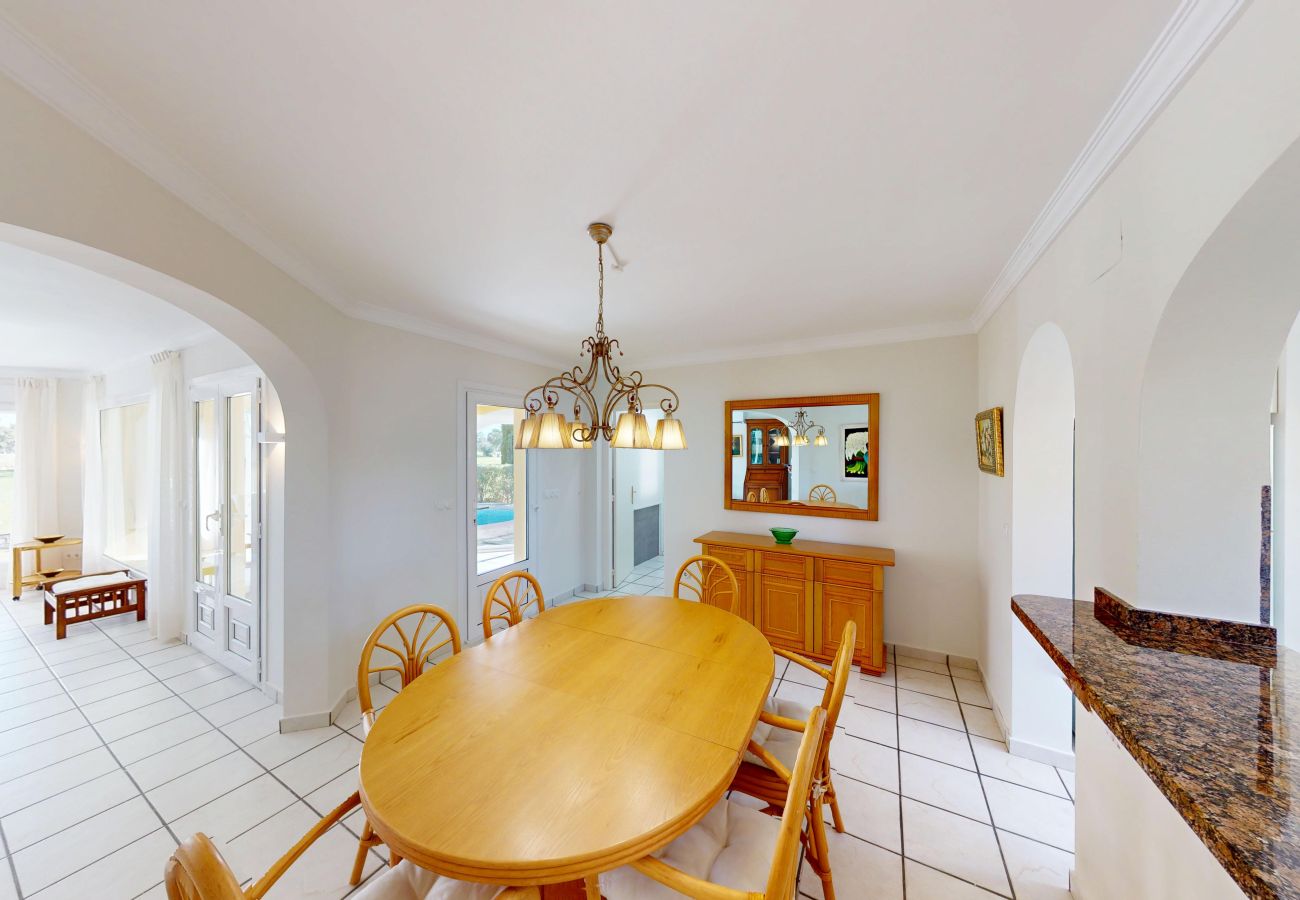 Villa in Oliva - Villa Picasso 14K