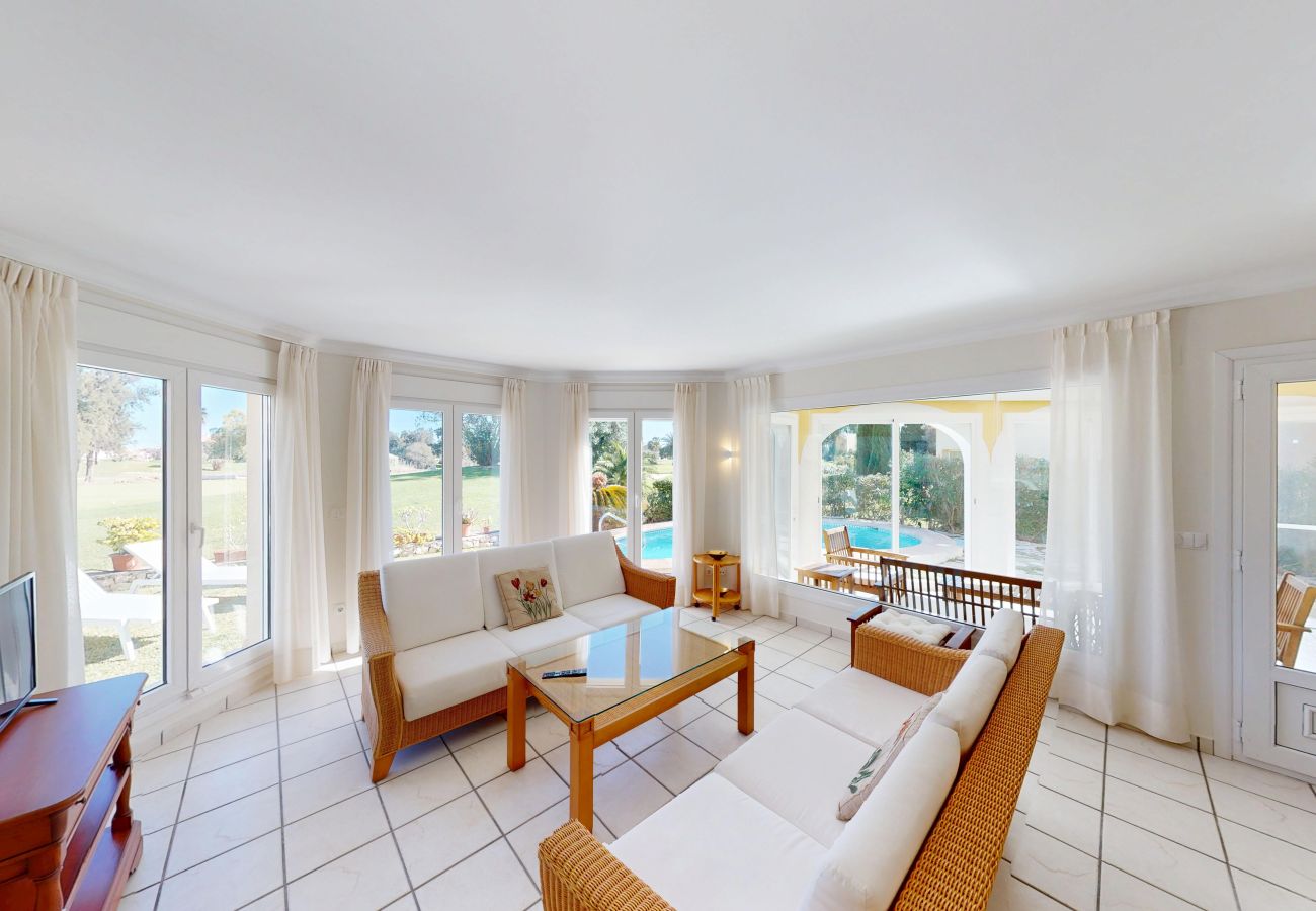 Villa in Oliva - Villa Picasso 14K