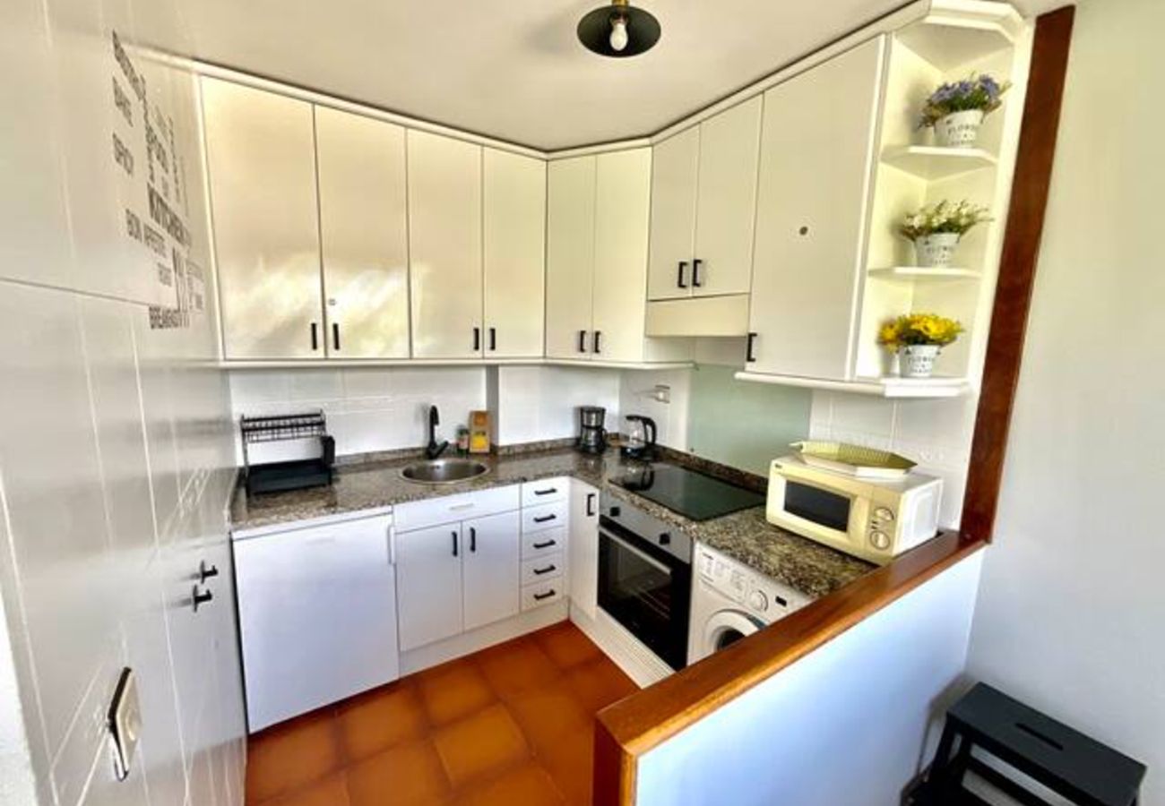 Apartment in Navia - 31A01 Apartamento Ría Navia El Espín