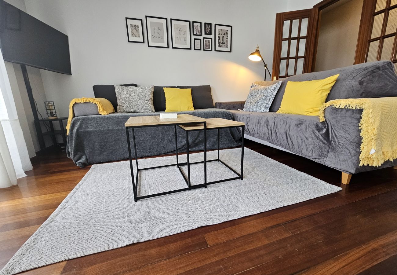 Apartment in Navia - 31A01 Apartamento Ría Navia El Espín