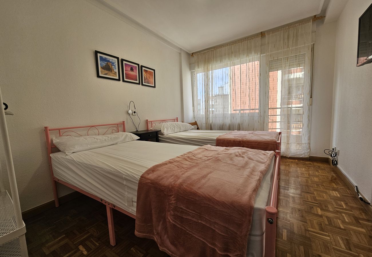 Apartment in Gijón - 1A118 Kirche