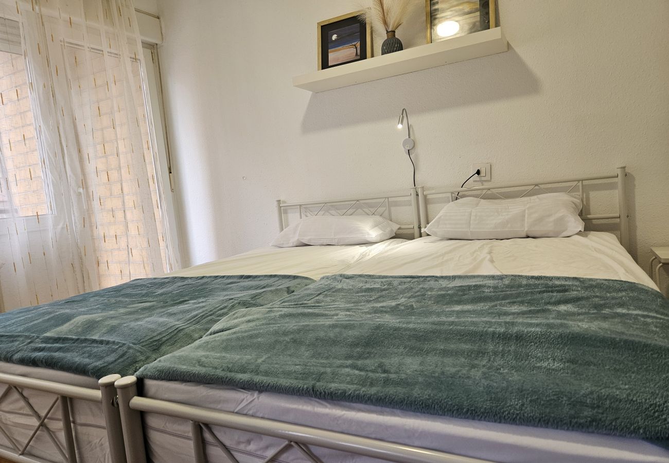 Apartment in Gijón - 1A118 Kirche