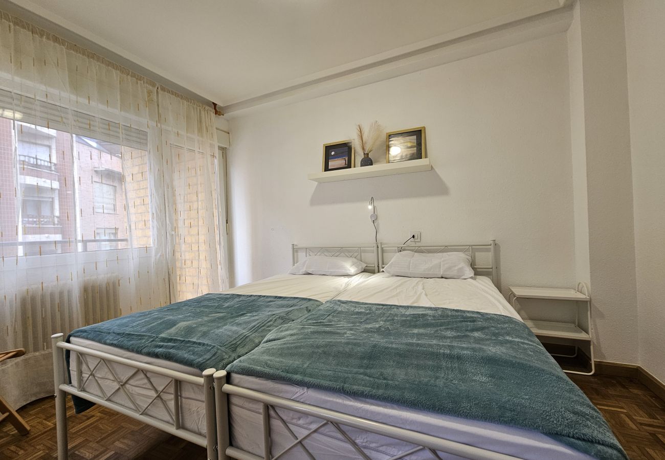 Apartment in Gijón - 1A118 Kirche