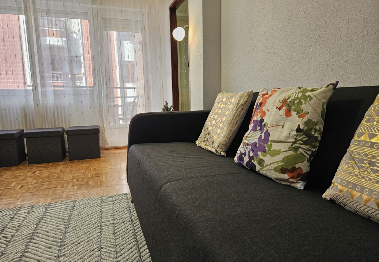 Apartment in Gijón - 1A118 Kirche