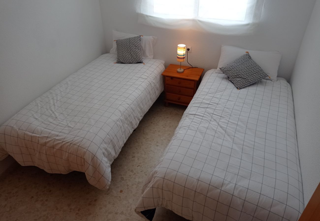 Apartment in Playa de Gandía - 1.Palmeras III bl.II esc.1 4º B