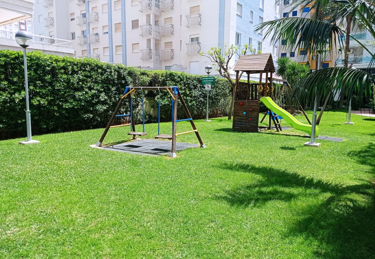 Apartment in Playa de Gandía - 1.Palmeras III bl.II esc.1 4º B
