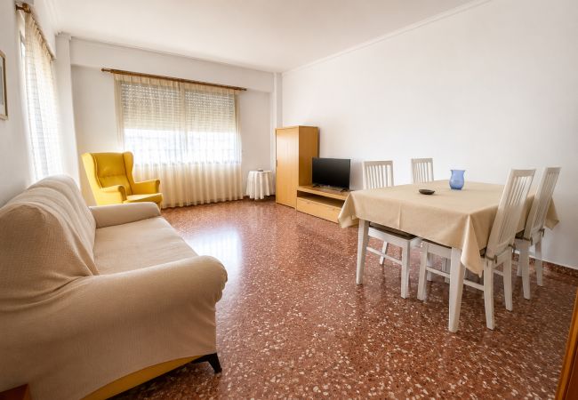 Apartment in Xeraco Playa - MariPatri esc.I 3º pta.5