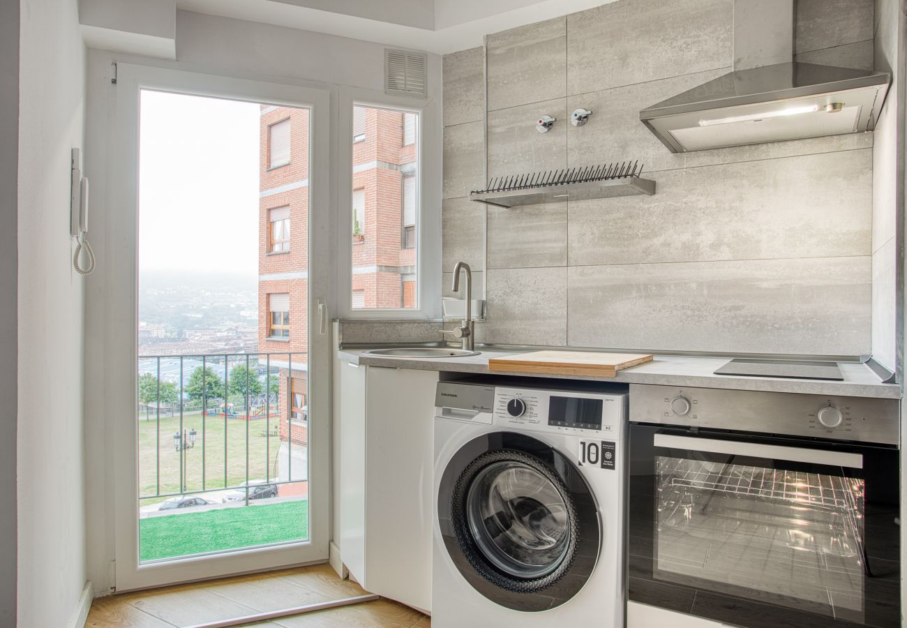 Apartment in Oviedo - 642A Apartamento con vistas y 3 baños