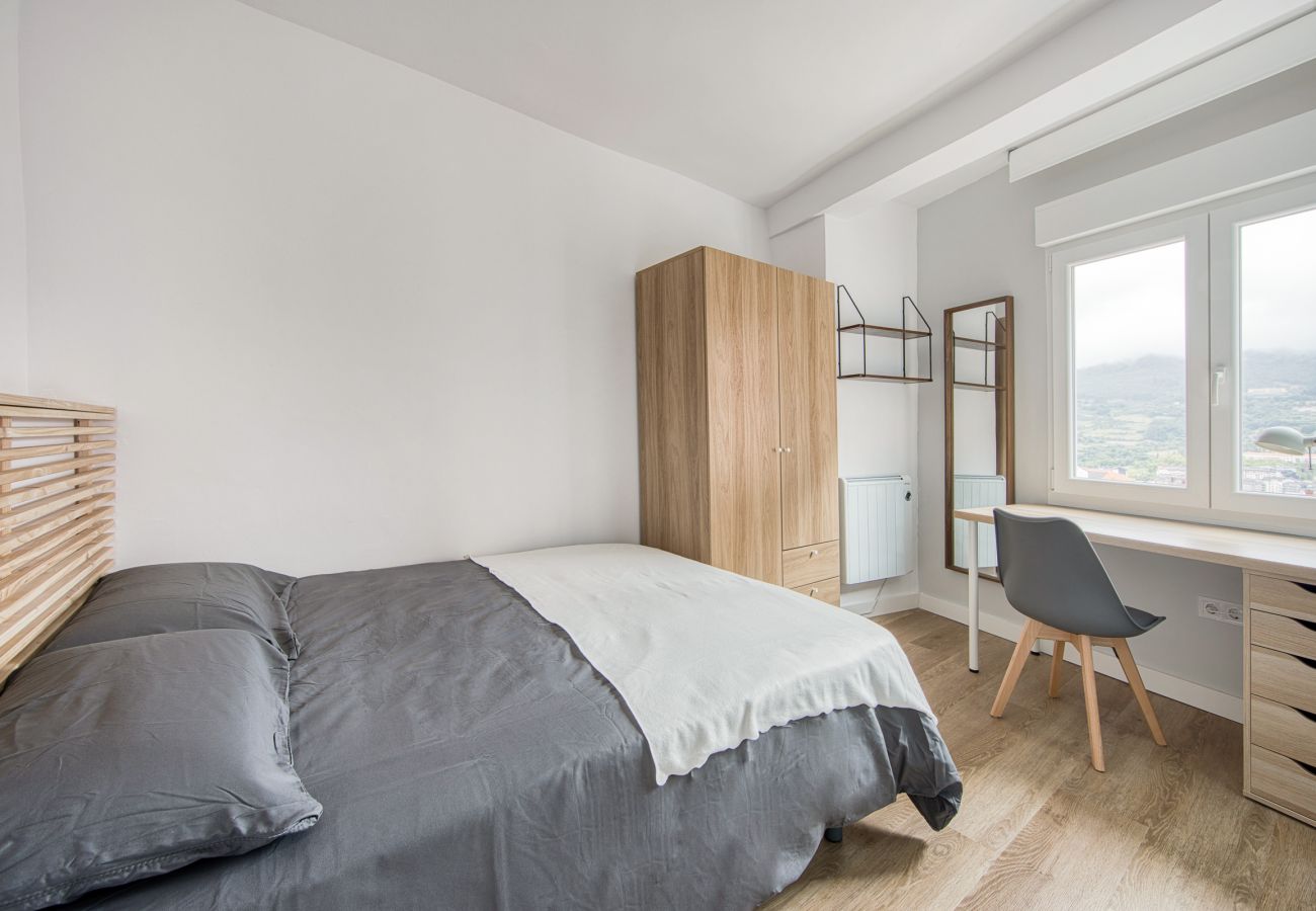 Apartment in Oviedo - 642A Apartamento con vistas y 3 baños