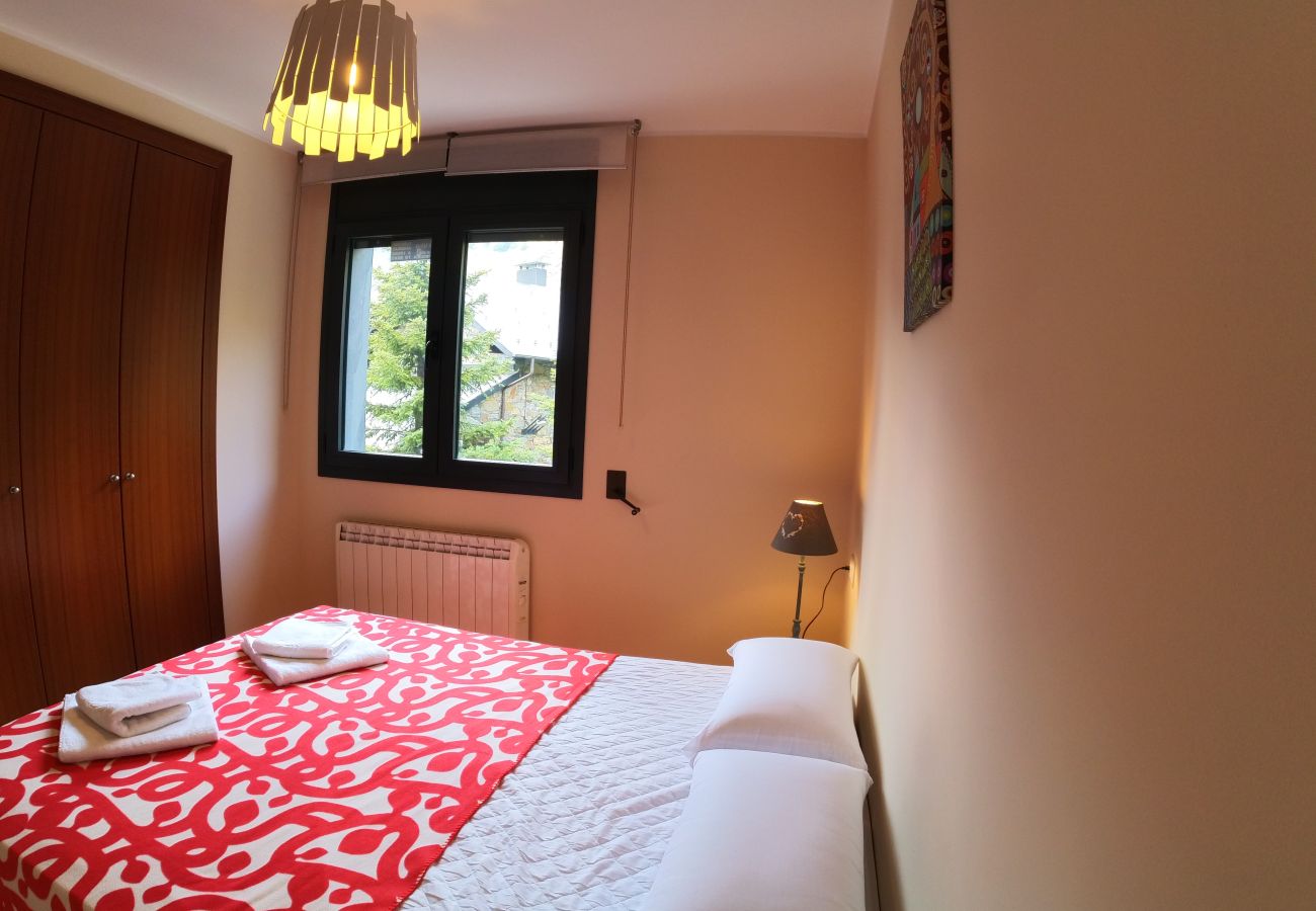 Apartment in El Tarter - 26. 325 SUP