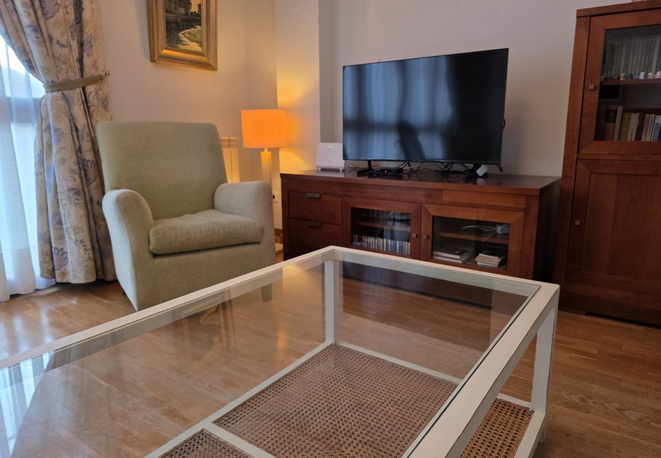 Apartment in Llanes - 15A06 Apartamento centrico en Llanes