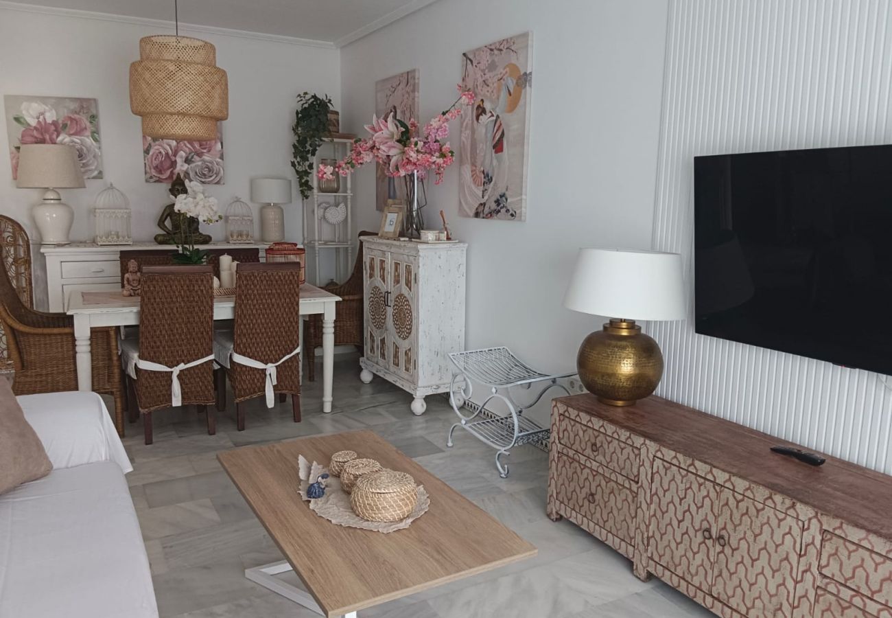 Cottage in Chiclana de la Frontera - R103 Chalet Zalamea