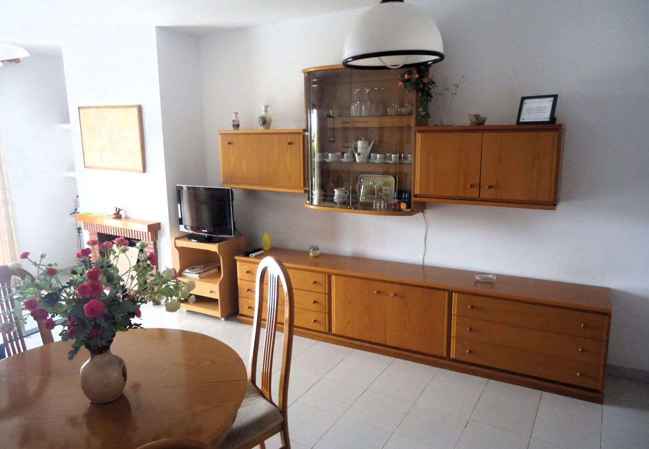 Apartment in Peñiscola - La Cova 6 pax. Playavacaciones