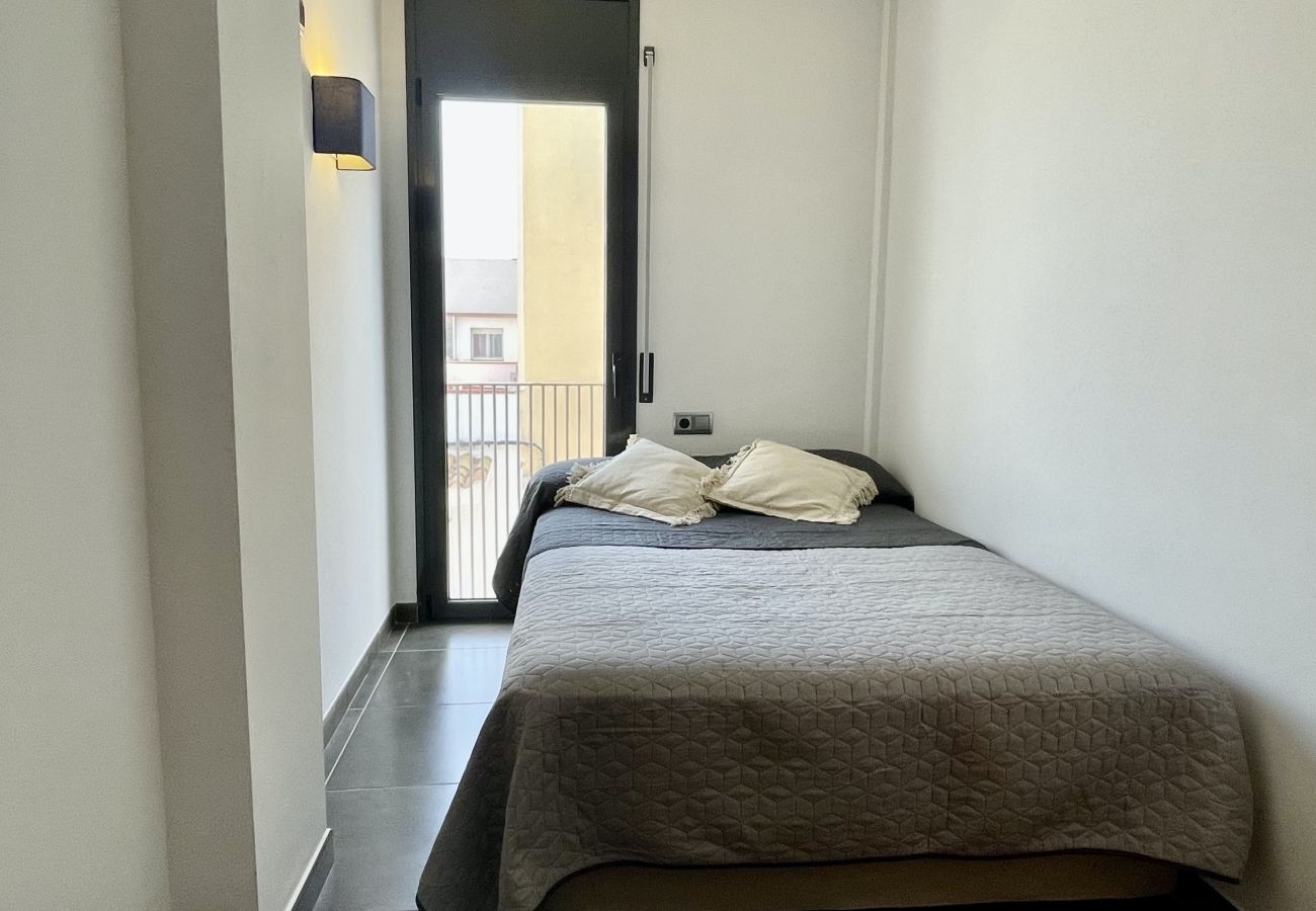 Apartment in Estartit - DARSENA B 2-4 - 2204