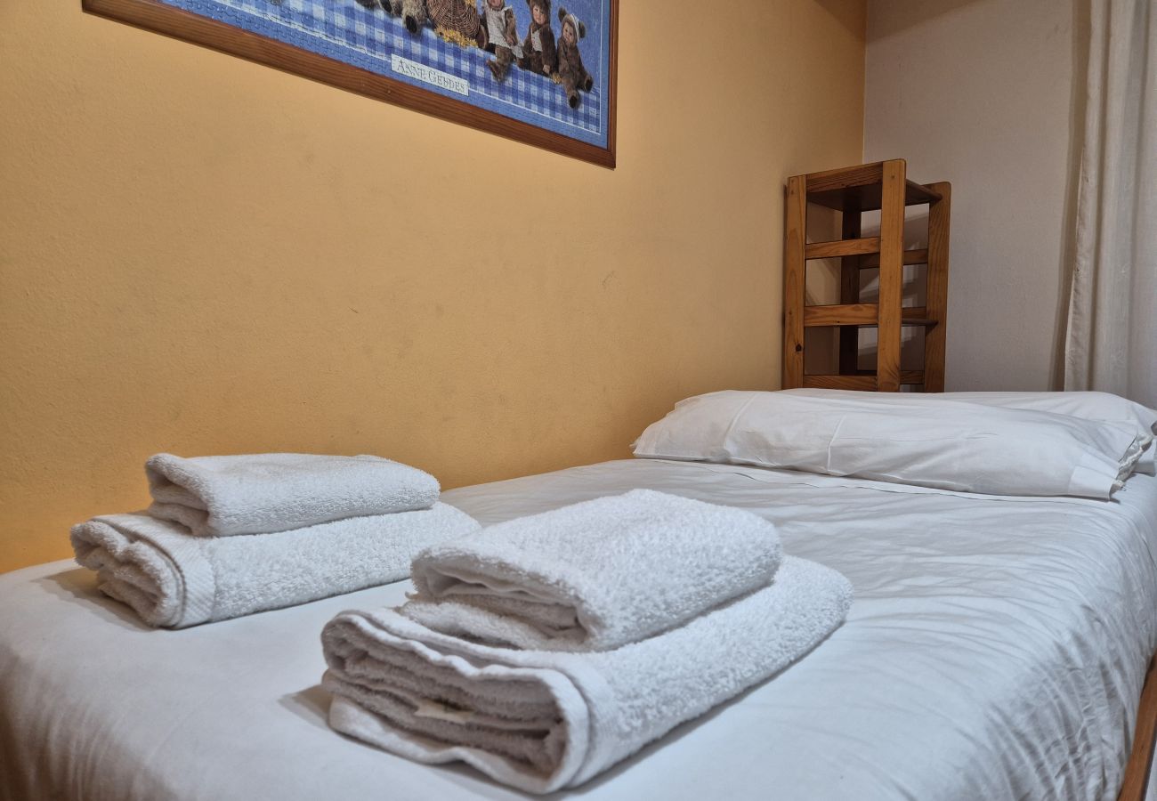 Apartment in Luanco - 25A06 Centrico Playa 4 dormitorios Luanco