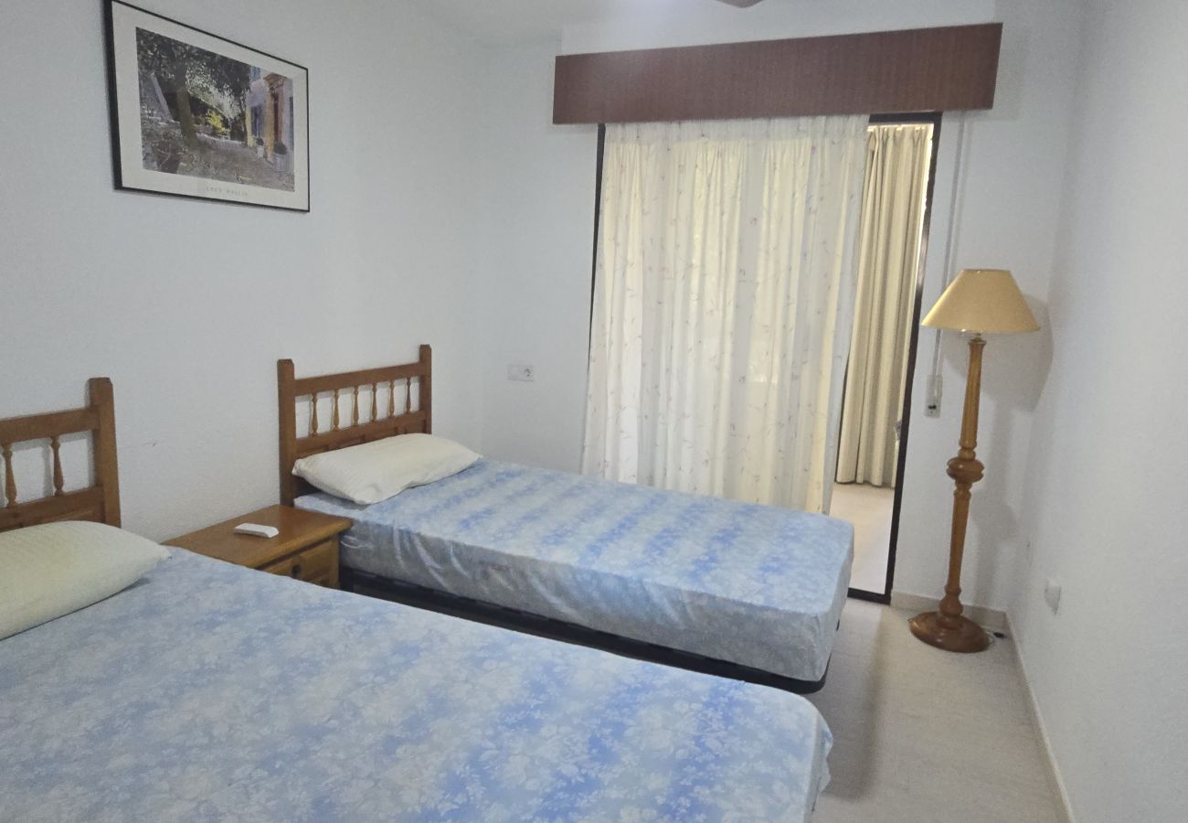 Apartment in Benidorm - MARISCAL 3 2I