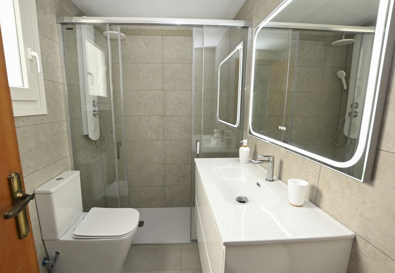 Apartment in Calpe / Calp - A112 CARIBE PLAYA 5º D
