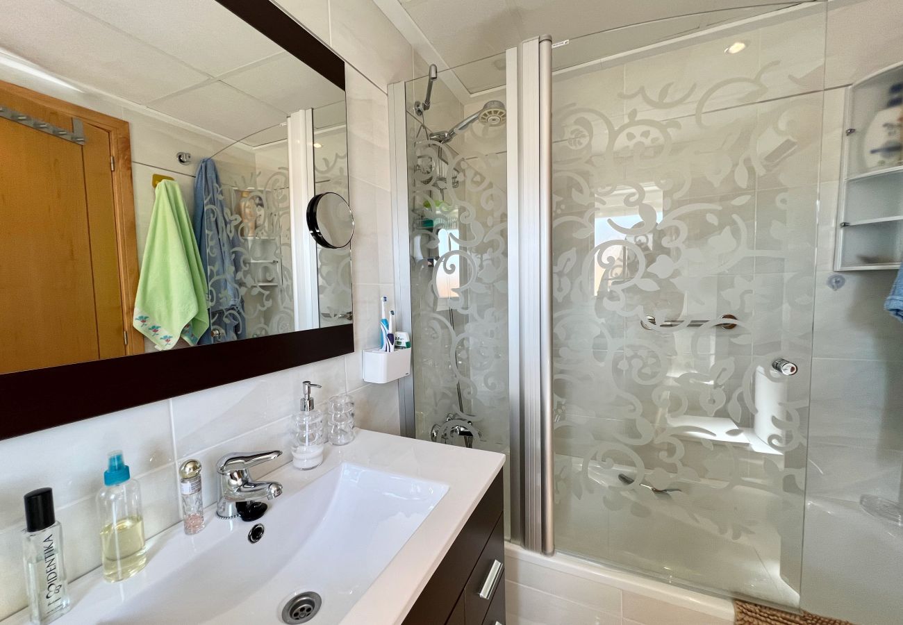 Apartment in Calpe / Calp - Alq 315 Porto azul 5C
