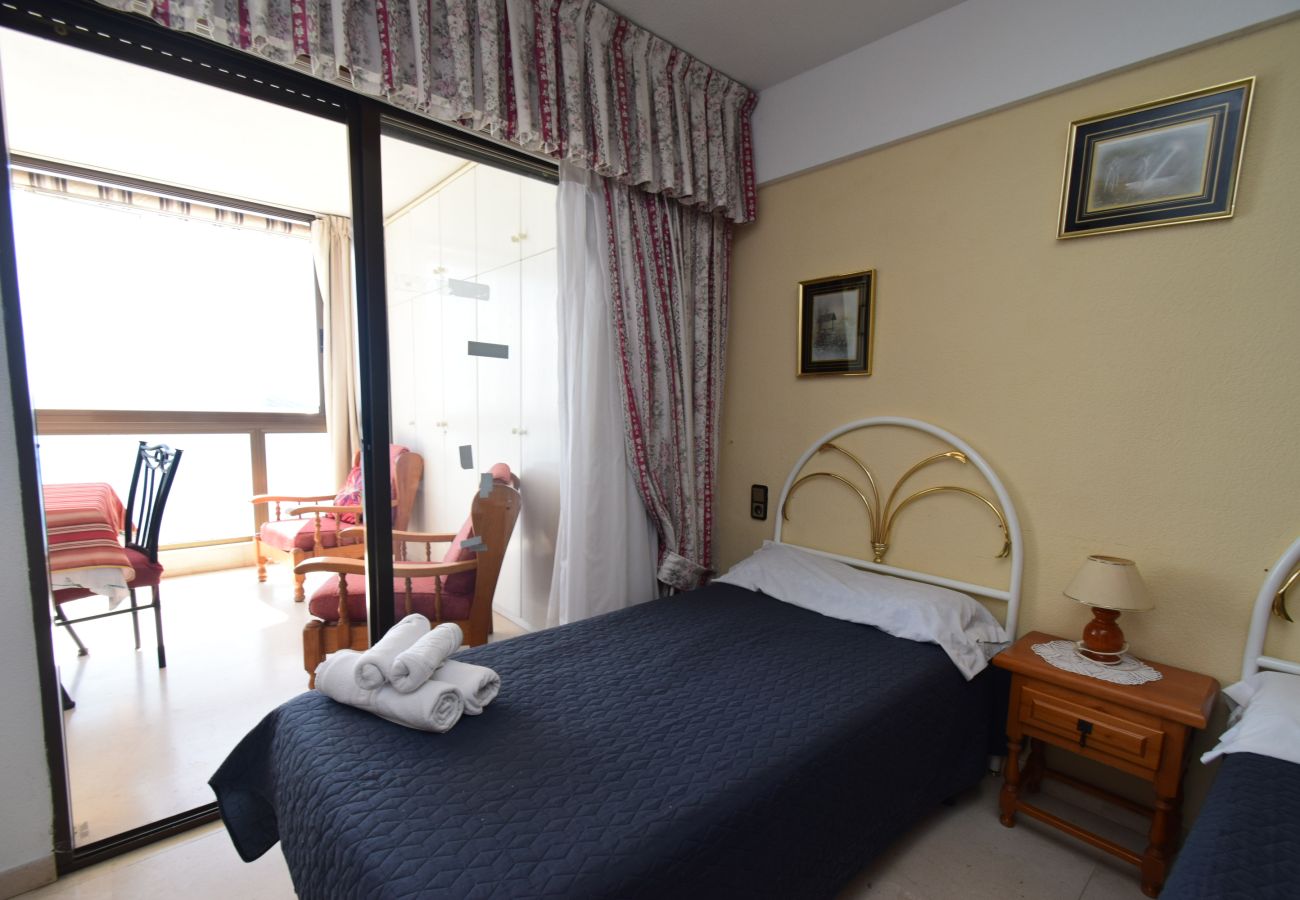 Apartment in Benidorm - LOS GEMELOS 15E