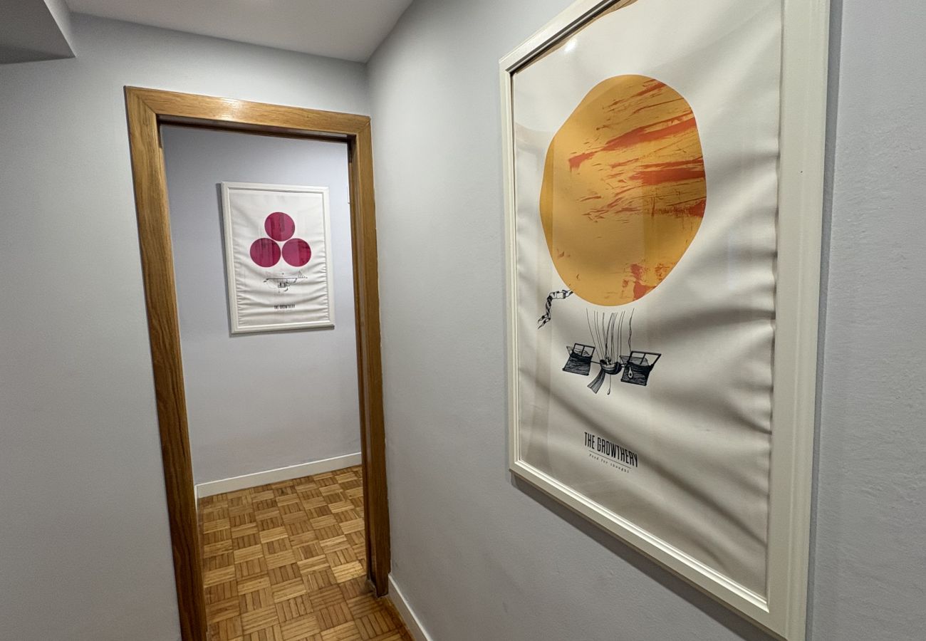 Apartment in Gijón - 1A143 Amplio apartamento junto a la playa con masc