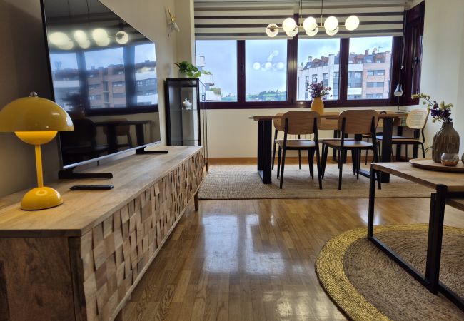  in Oviedo - 651A Siente Oviedo Apartamento Céntrico  con garaj