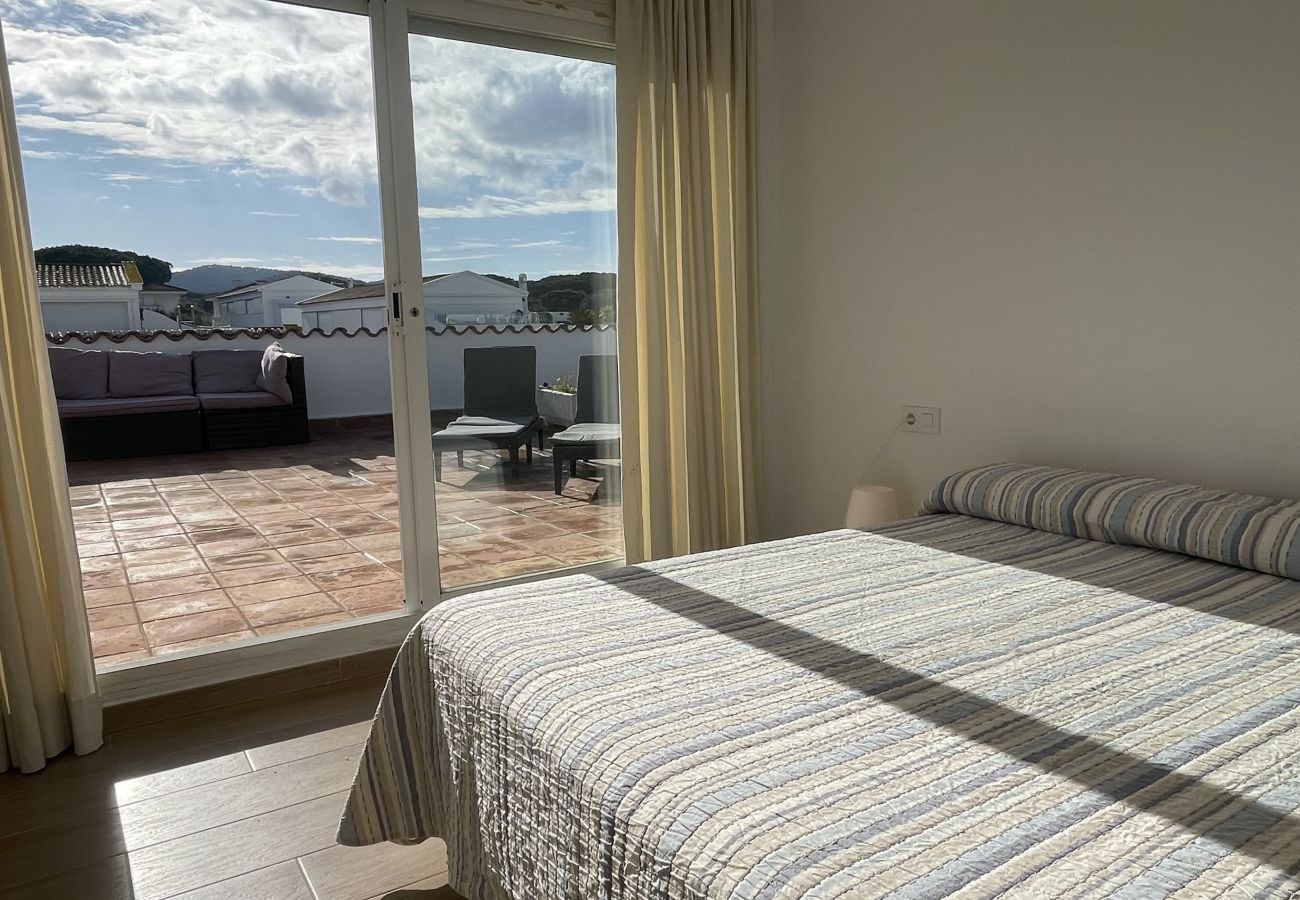 Apartment in Pals - GREEN CLUB A 304