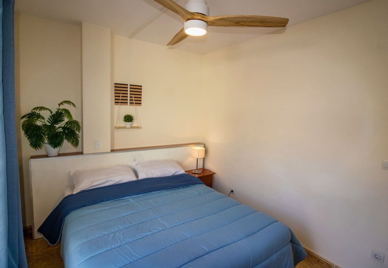 Apartment in Alcocebre / Alcossebre - Oasis Mediterraneo - Pet Friendly , Wifi y A/A