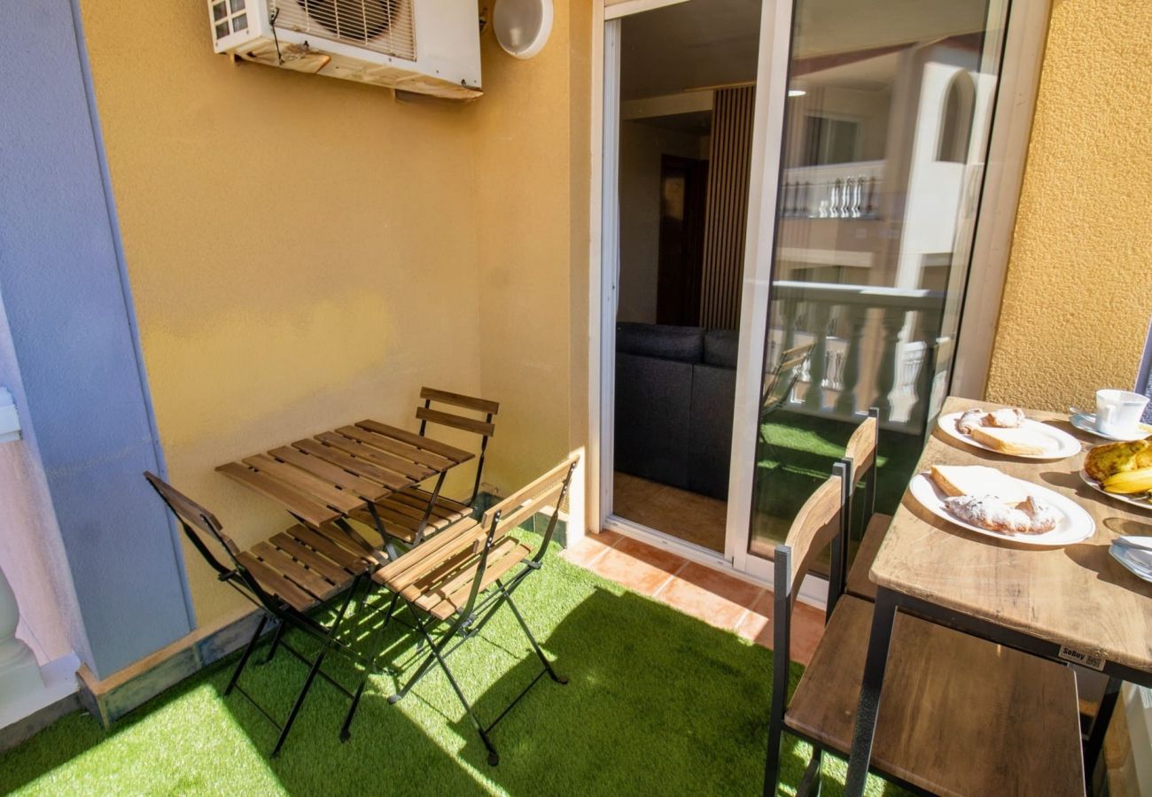 Apartment in Alcocebre / Alcossebre - Oasis Mediterraneo - Pet Friendly , Wifi y A/A
