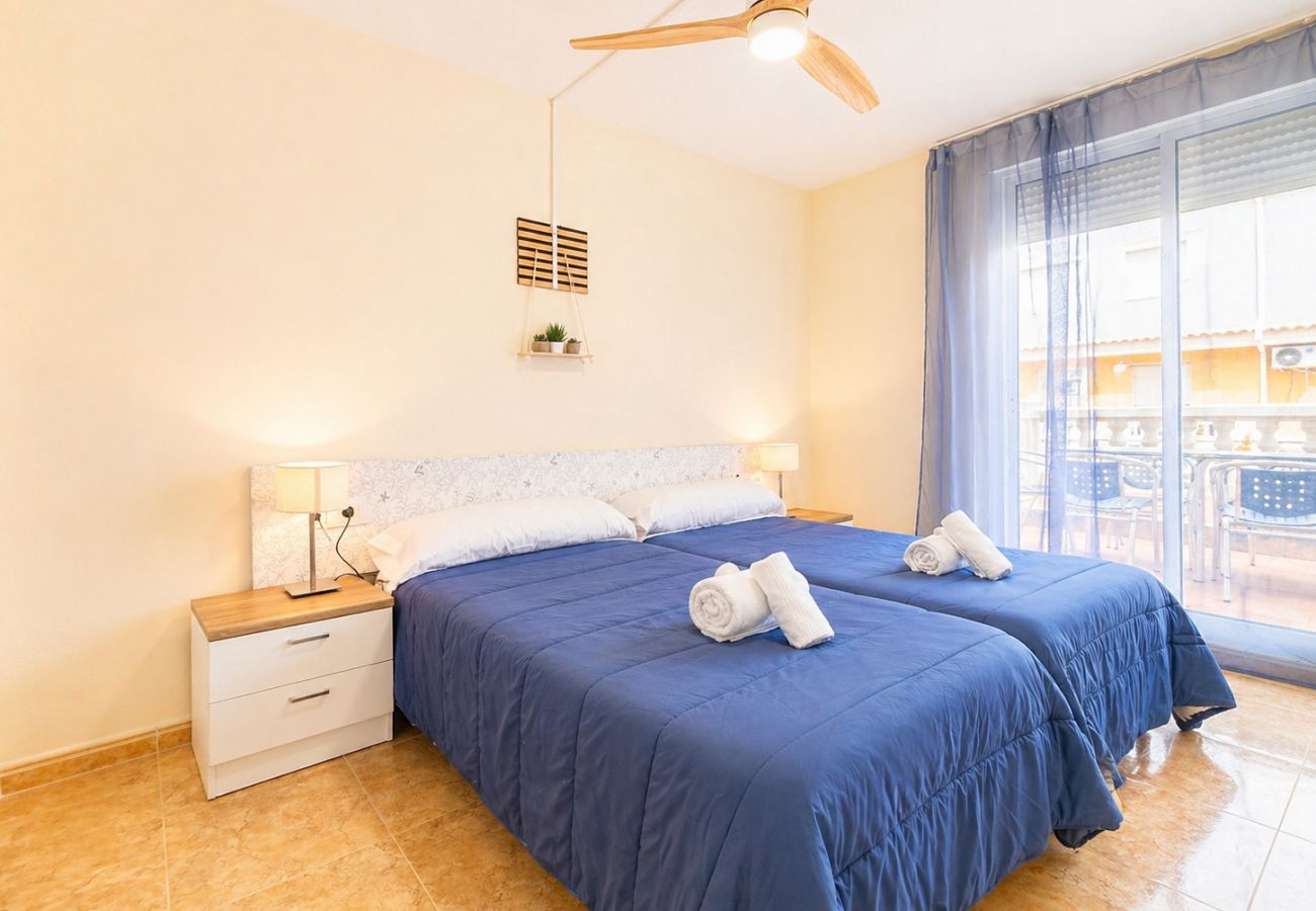 Apartment in Alcocebre / Alcossebre - Oasis Mediterraneo - Pet Friendly , Wifi y A/A