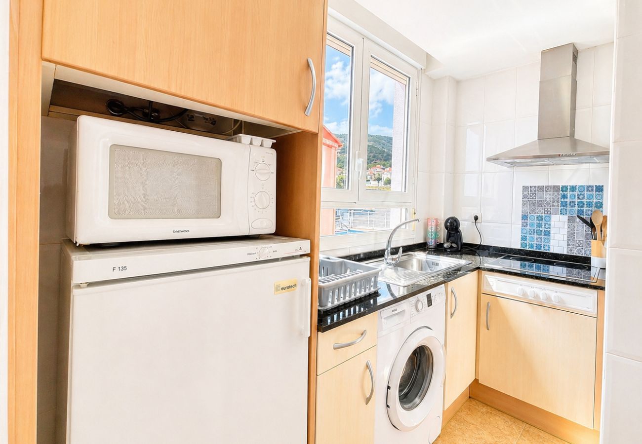 Apartment in Alcocebre / Alcossebre - Oasis Mediterraneo - Pet Friendly , Wifi y A/A