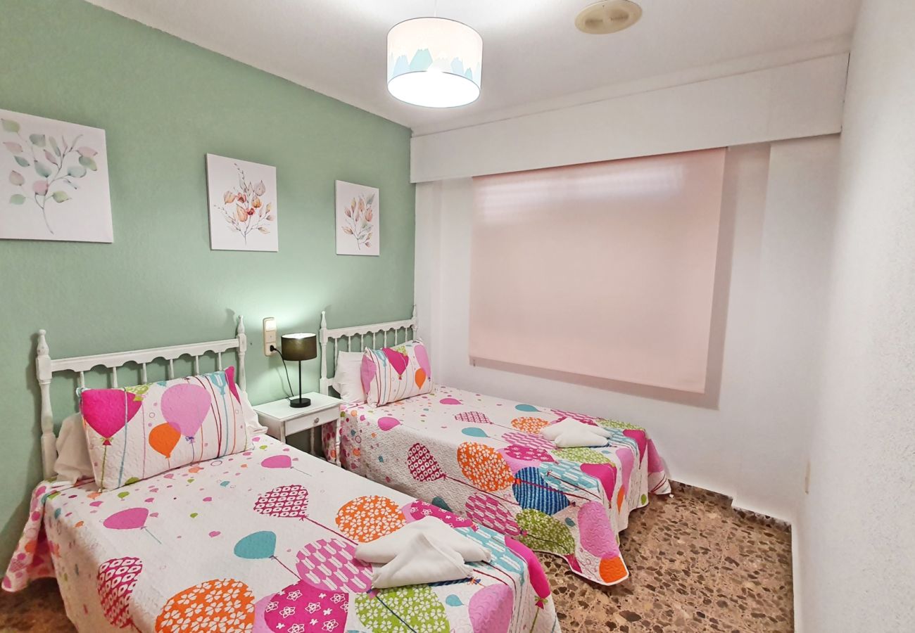 Apartment in Gandía - AGUAMARINA 2ª - 3 - IZQ