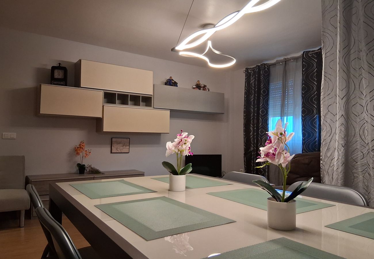 Apartment in Boo de Pielagos - C27A01 Dúplex con garaje