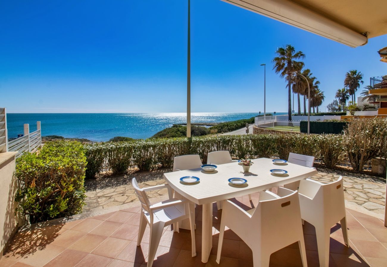 Villa in Alcocebre / Alcossebre - Lujosa villa frente al mar TRES PLAYAS