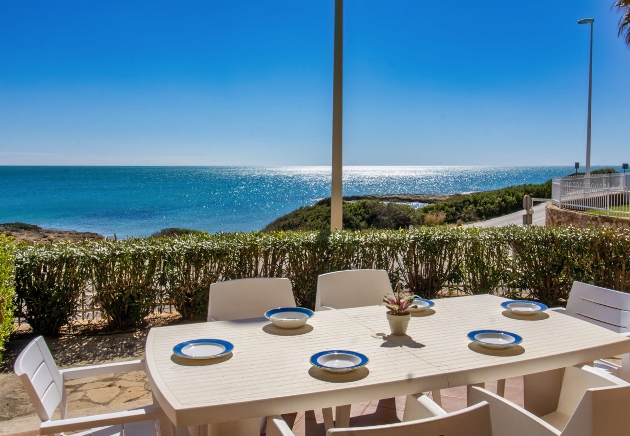 Villa in Alcocebre / Alcossebre - Lujosa villa frente al mar TRES PLAYAS