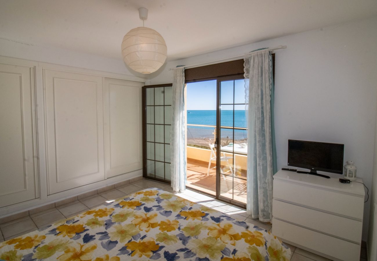 Villa in Alcocebre / Alcossebre - Lujosa villa frente al mar TRES PLAYAS