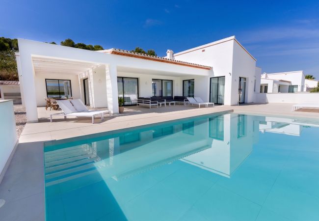 Villa/Dettached house in Javea / Xàbia - 0143 Villa Cap Cabanes