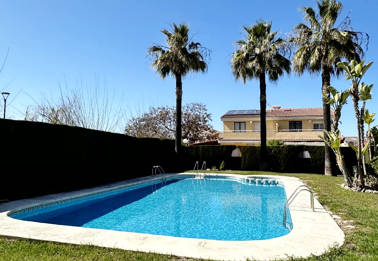 Bungalow in Daimus - LOS SAUCES 18