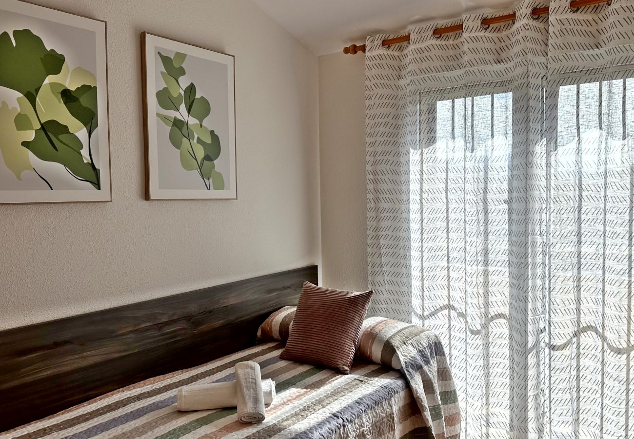 Bungalow in Daimus - LOS SAUCES 18