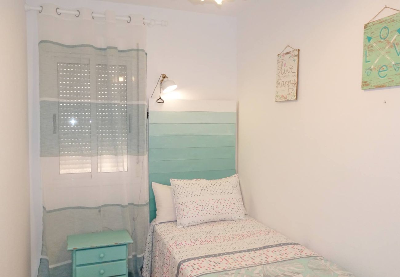 Apartment in Oliva - POLIGONO 2 - 3ª - 1º - 106
