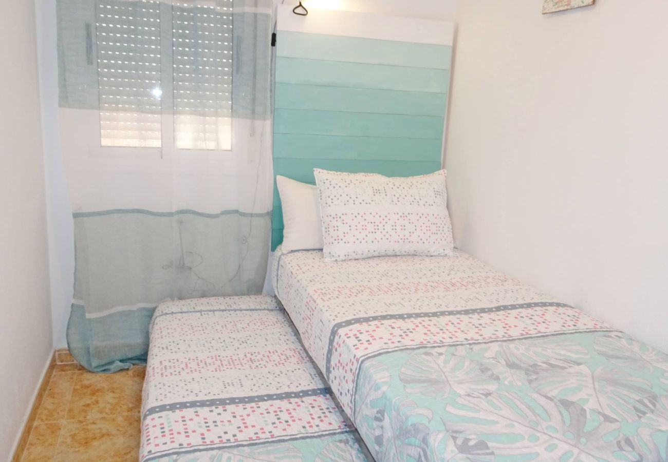 Apartment in Oliva - POLIGONO 2 - 3ª - 1º - 106