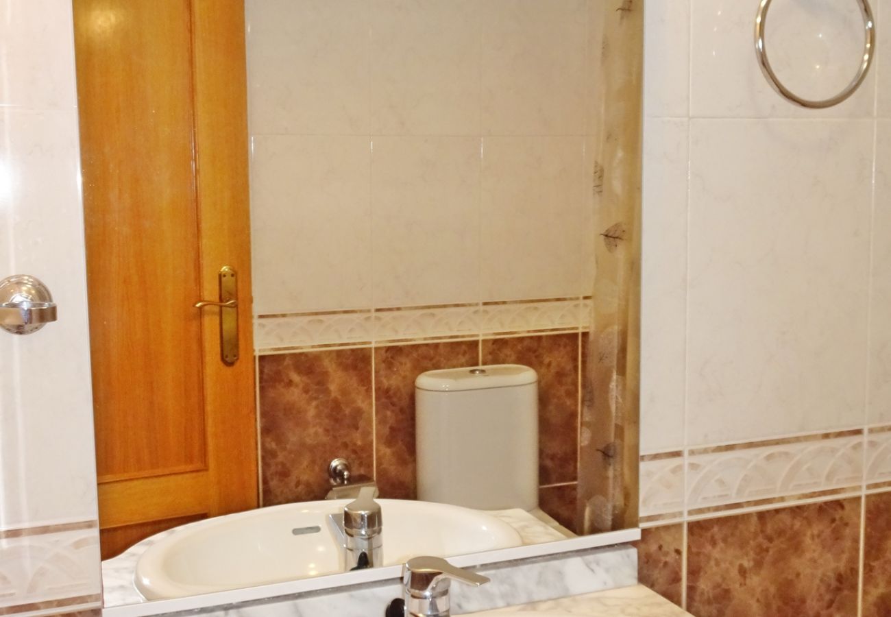 Apartment in Gandía - RIOJA SALINAS IV - 3 - 8º - 16