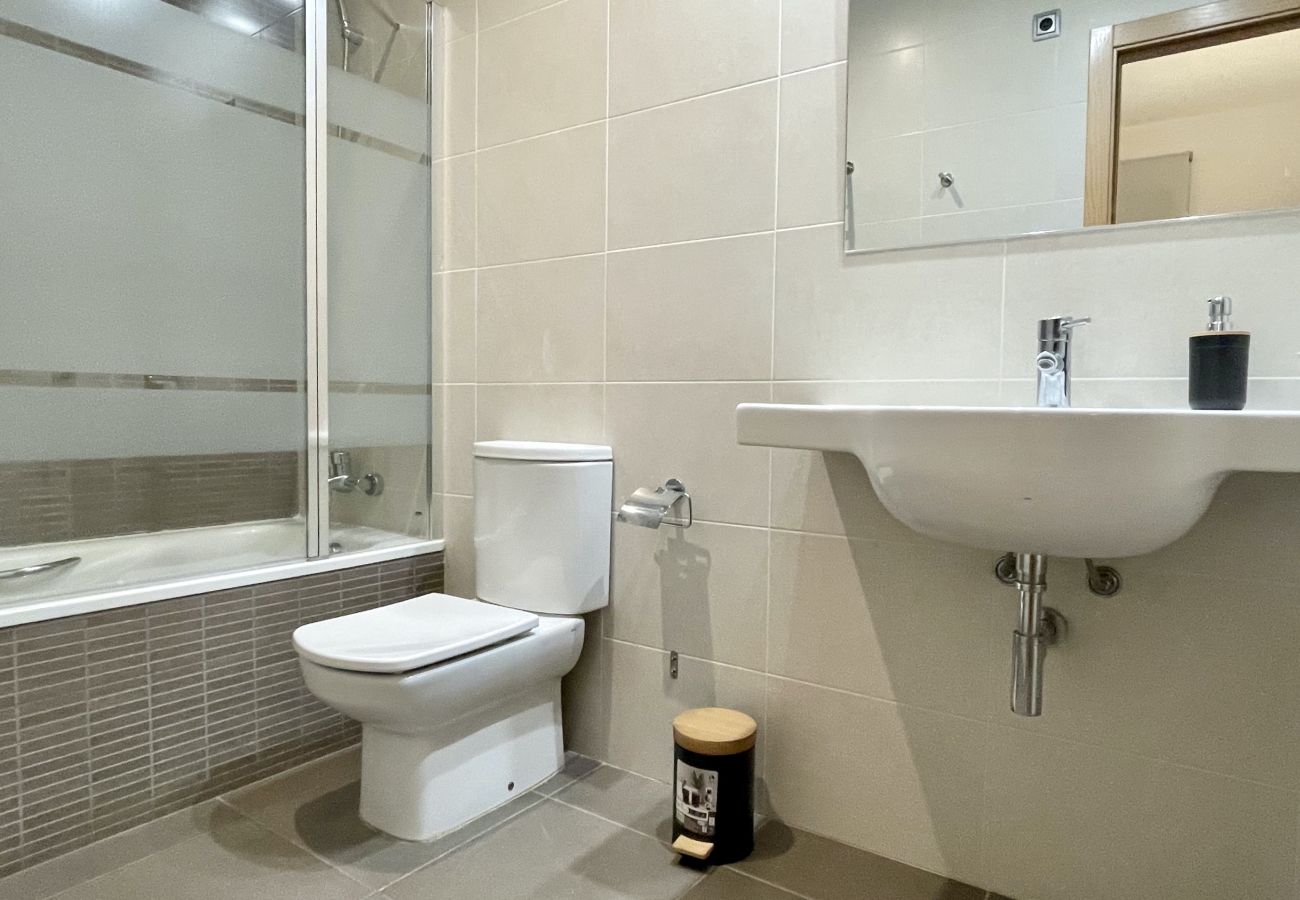 Apartment in Estartit - DARSENA A BX 1 - 3001